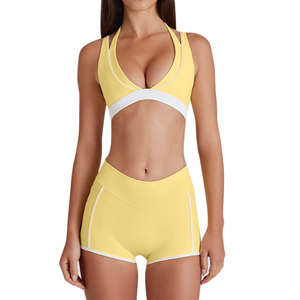 Ensemble YianColor Block Halter : Soutien-gorge <span class=keywords><strong>de</strong></span> sport et short taille haute, tenue d'entraînement avec short à dos en U profond et poche, <span class=keywords><strong>4</strong></span> <span class=keywords><strong>couleurs</strong></span> disponibles - Product Image 5