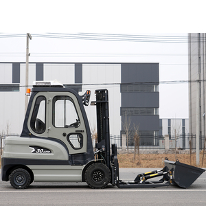 Fabrieksgroothandelsprijs Hydraulische Elektrische Heftruck 2 Ton Heftruck Kraan Hoge Hefcapaciteit 4x4 Heftruck voor Logistiek - Product Image 4