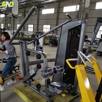 Mesin Pulldown Pin Loaded untuk Latihan Punggung Atas di Gym Komersial