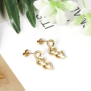 Pendientes de Acero Inoxidable con Cadena Dorada, Estilo Moderno y Popular para Chicas - Product Image 3