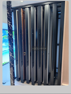 Exhibidor <span class=keywords><strong>de</strong></span> Puerta Extraíble YEK'S <span class=keywords><strong>de</strong></span> Tamaño Personalizado para Sala <span class=keywords><strong>de</strong></span> Exposiciones con Brazos Ajustables y Rieles Resistentes para Puertas Interiores <span class=keywords><strong>de</strong></span> Comercios - Product Image 4