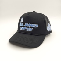 Gorra Trucker OTTO Personalizada de 5 Paneles, Espuma de Alta Calidad y Parche de Cuero, Perfil Medio, Malla Trasera, Gorra Trucker de Espuma