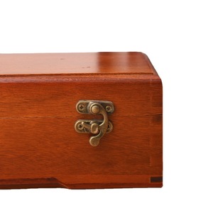 Boîte de rangement rectangulaire en bois de camphre pour peintures et calligraphies rétro, idéale pour l'art traditionnel - Product Image 1