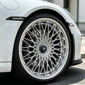 Rines Bku Personalizados de 3 Piezas Forjadas 5x130 para Porsche 911 Turbo 992 <span class=keywords><strong>GTS</strong></span> 991 997 <span class=keywords><strong>Carrera</strong></span> S 718 de 19, 20 y 21 Pulgadas con Acabado Pulido Profundo - Product Image 4