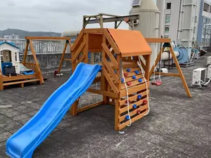 Kinder-Freiluft-Holzspielplatz-Set Klettergerüst Rutsche Schaukelgeräte