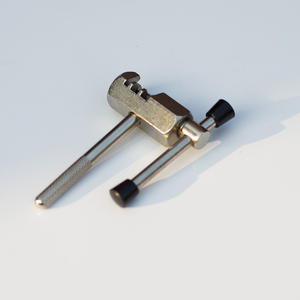 Outils de démontage de chaîne de vélo pour <span class=keywords><strong>VTT</strong></span> BMX Disjoncteur de chaînes de vélo Outil de démontage de réparation à la main Extracteur De Remaches De <span class=keywords><strong>Cadena</strong></span> - Product Image 3