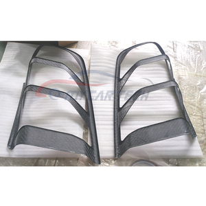 <span class=keywords><strong>Para</strong></span> Ford Mustang 2018-2021 cubierta de marco de luz trasera de fibra de carbono accesorios de coche - Product Image 5
