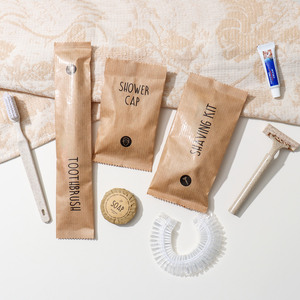 Kit de toilette portable de base pour hôtel, articles de toilette jetables, kit de <span class=keywords><strong>shampoing</strong></span> hydratant, kit de brosse à dents écologique pour hôtel - Product Image 1