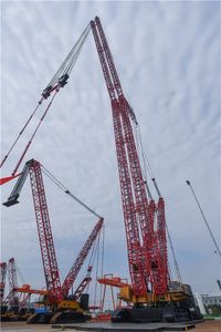 Grúa sobre orugas SCC1600HD/Q-A de primera marca, de alta resistencia, especial para túneles blindados, puentes y grandes proyectos de ingeniería de cimentaciones. - Product Image 4