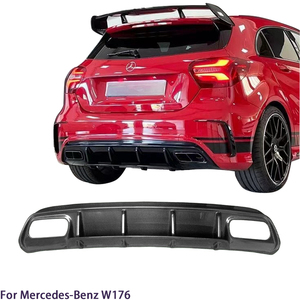 Diffuseur arrière en fibre de carbone véritable style AMG pour Classe A W176 2013-2017 - Product Image 1