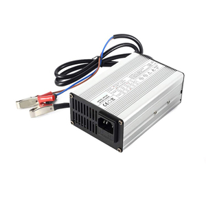 Chargeur de batterie LiFePO4 HUNDA HDD-350W 350W 43.8V 6A/5A DC avec pinces crocodiles pour packs de batteries 12S 36V 38.4V – Chargeur rapide intelligent - Product Image 6