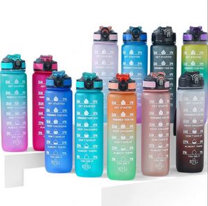 Bouteille d'eau motivante sans BPA de 1 L (32 oz) avec paille et filtre, idéale pour le sport et le fitness – Articles promotionnels - Product Image 1