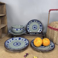 Luxuriöses Handgefertigtes Keramik-Geschirr Kreatives Unterglasur-Blau-Weiß Exquisites Flachteller-Set 10 Knochenförmige Teller Suppenteller Vintage
