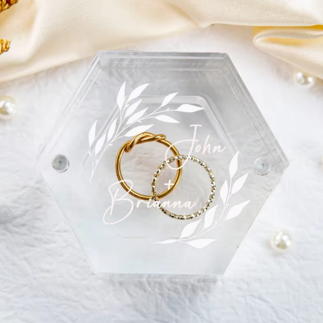 Custom Luxury Wedding Ring Box Hexagon Acrylic Jewelry Display Case for Engagement Modern Diamond Ring Storage Organizer & Gift
