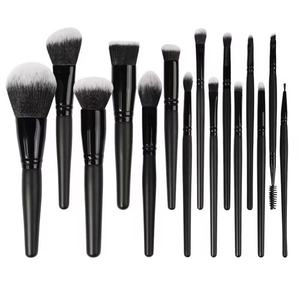 Ensemble de pinceaux de maquillage vegan à marque privée avec 2 houppettes, pinceaux cosmétiques ODM pour le visage, les yeux et le fond de teint - Product Image 5