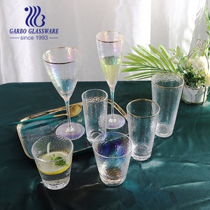 Calici in Vetro Colorato Arcobaleno Fatti a Mano, Bicchieri da Vino Rosso 250ml, Calici per Gin Tonic, Flute per Feste, Bicchieri Personalizzati per Cocktail - Product Image 6