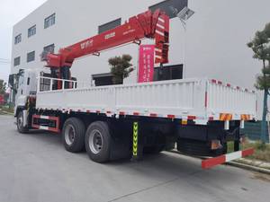 Export Isuzu 6X4 Zware Vrachtwagen Met 14ton 16ton Rechte Giek Flatbed Dropside Vrachtwagen Gemonteerde Kraan - Product Image 5