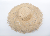 JAKIJAYI OEM Chic soleil plage été femmes surdimensionné grand bord effiloché mer herbe disquette chapeau de paille couleur naturelle rétro Sombrero