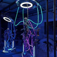 Statue de robot féminin aux ailes futuristes, décoration haut de gamme pour bar et boîte de nuit, lumière LED néon, sculpture d'ange cyberpunk