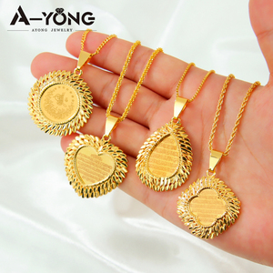 Collane con ciondoli a forma di lettera araba in stile classico AYONG, placcate oro 18k, design a cuore/moneta/quadrifoglio, gioielli di tendenza - Product Image 2