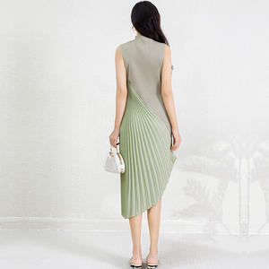 Vestido Midi de Verano de Alta Gama, Nuevo Diseño, Elegante, Negro, Plisado y con Costuras para Mujer - Product Image 4