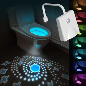 Inodoro Luz nocturna Sensor de movimiento LED 8 colores Interior Inodoro USB Recargable Lámpara de inducción del cuerpo humano