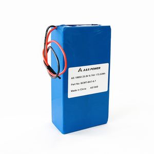 Batterie rechargeable 24V au <span class=keywords><strong>lithium</strong></span>-<span class=keywords><strong>ion</strong></span> 18650 7S2P 25.9V 4.4Ah 6ah 6.4ah <span class=keywords><strong>6.7ah</strong></span> RV/Batteries Li-<span class=keywords><strong>ion</strong></span> cylindriques à lumière solaire - Product Image 3
