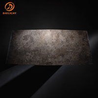 Ensemble de table en marbre de design rectangulaire pour salle à manger d'appartement en travertin gris argenté moderne Italie, meubles de maison personnalisables