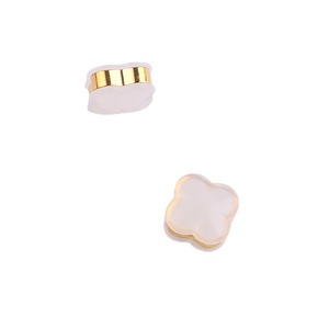 Attaches de boucles d'oreilles en silicone plaqué or 18 carats en forme de fleur pour accessoires de bijoux DIY, bijoux de piercing unisexe - Product Image 5