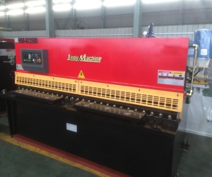 Yüksek kaliteli E21S denetleyici hidrolik salıncak ışınlı makas makinesi QC12Y-4x6000 - Product Image 6