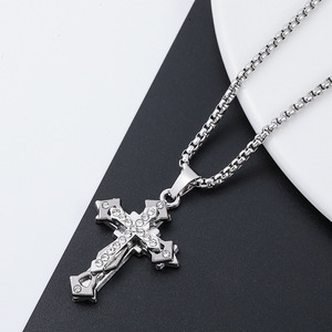 Collier croix en acier titane serti de diamants, style hip-hop, long pendentif pour hommes et femmes, accessoires de couple, vente en gros - Product Image 1