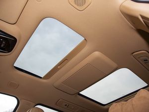 Dongfeng Voyah Dreamer PHEV MPV Kunpeng Max Híbrido Eléctrico de 7 Plazas, Autos Usados 2026 - Product Image 6