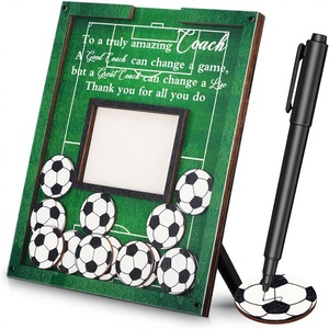 Cadre <span class=keywords><strong>photo</strong></span> <span class=keywords><strong>de</strong></span> football en bois <span class=keywords><strong>de</strong></span> sciure fait main, couleur intégrale, moderne, cadeau pour entraîneur, remerciement <span class=keywords><strong>de</strong></span> remise <span class=keywords><strong>de</strong></span> diplôme - Product Image 1