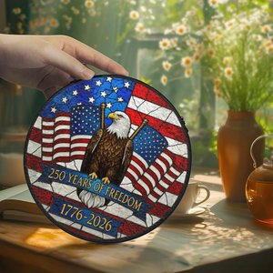 Attrape-soleil en vitrail 250 ans de liberté 1776-2026 Aigle Drapeau américain Pendentif suspendu - Product Image 2