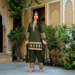 Ensemble Salwar Kameez en coton pour femmes avec imprimé numérique vert, design Farsi, manches 3/4, longueur courte, tenue de soirée, style pakistanais - Product Image 1