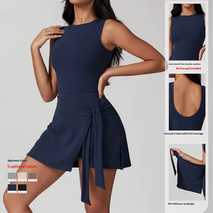Robe de sport moulante anti-exposition deux pièces unie avec bretelles amincissantes, décontractée, respirante, pour fitness, yoga et tennis, avec jupe intégrée brossée quatre directions - Product Image 4