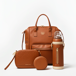 กระเป๋าเป้สะพายหลังผ้าอ้อมพร้อมแผ่นเปลี่ยนแบบพกพาและถุงจุกนมหลอก - Product Image 5