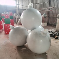 Grande boule de Noël décorative en fibre de verre pour extérieur, populaire, imperméable, durable, pour usage commercial