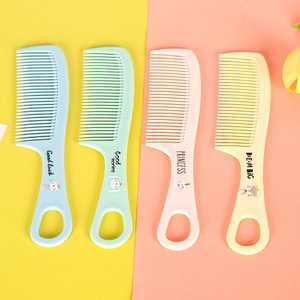 Colorful Plastic <b>Hair</b> <b>Combs</b> Mixed Colors Fine Tooth Lightweight Cartoon Design For Student Dormitory Use - Product Image 1