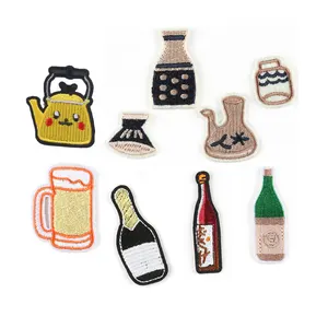Creativo piccolo saki vino birra bollitore teiera design ferro su borsa ricamata cappello decorazione patch artigianali