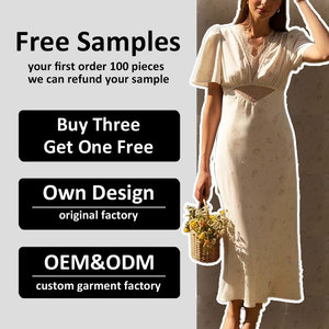 Großhandel Elegantes Blumenprint-Kleid mit Rüschensaum Damen Schickes V-Ausschnitt Hochgeschnittenes Figurbetontes Langes Kleid Sommer Urlaub Vestidos - Product Image 1