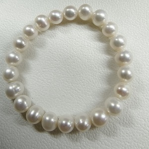 Bracelet en fil élastique avec perle d'eau douce, simple et pratique à porter, accessoire de bijoux - Product Image 4