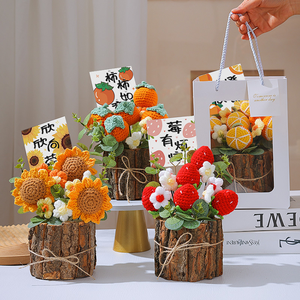 Ramo <span class=keywords><strong>de</strong></span> Girasoles y Rosas <span class=keywords><strong>de</strong></span> Lana Tejida a Mano al por Mayor <span class=keywords><strong>de</strong></span> Fábrica, Decoración para el Día del Maestro, Regalo para Maestros, Maceta <span class=keywords><strong>de</strong></span> Ganchillo - Product Image 2