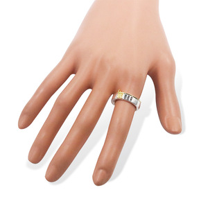 แหวนโลหะปรับขนาดได้ลายอนิเมะโจโจ้ คูโจ โจทาโร่ พร้อมลายมือทองคำและโซ่ - Product Image 4