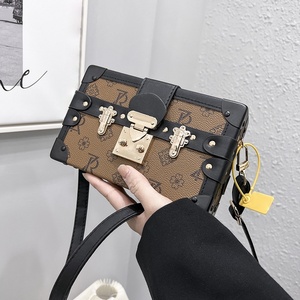 Bolso de Moda con Diseño de Caja, Estampado Retro, Bolso Pequeño de Mano para Mujer, Bolso Bandolera Mini Tipo Cartera - Product Image 2