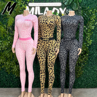 Ensemble 2 pièces de sport pour femme Milady : haut respirant à manches longues en nylon, pantalon évasé, legging et bandeau – Coupe ajustée pour l'entraînement