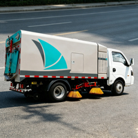 Camion balayeuse routière CLW 4x2, véhicule de nettoyage de rue alimenté par une pompe moteur, camion balayeuse Dongfeng Tianjin, nettoyage routier