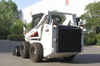 Chine WT1405 Mini chargeuse compacte à dérapage Nouvelle roue diesel certifiée CE Chargeur rétrocaveuse avant Piste Godet Moteur Moteur Pompe Noyau
