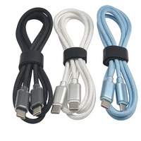 Câble de données tressé en nylon blanc, noir, bleu OEM/ODM, prend en charge la charge rapide 60W via Type-C, compatible avec OPPO/iPhone/Xiaomi