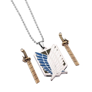 Collar <span class=keywords><strong>de</strong></span> ataque a los Titanes Anime Eren Key <span class=keywords><strong>Shingeki</strong></span> <span class=keywords><strong>No</strong></span> <span class=keywords><strong>Kyojin</strong></span> Colgante <span class=keywords><strong>Alas</strong></span> <span class=keywords><strong>de</strong></span> la espada <span class=keywords><strong>de</strong></span> la libertad en ambos lados Fans al por mayor - Product Image 2